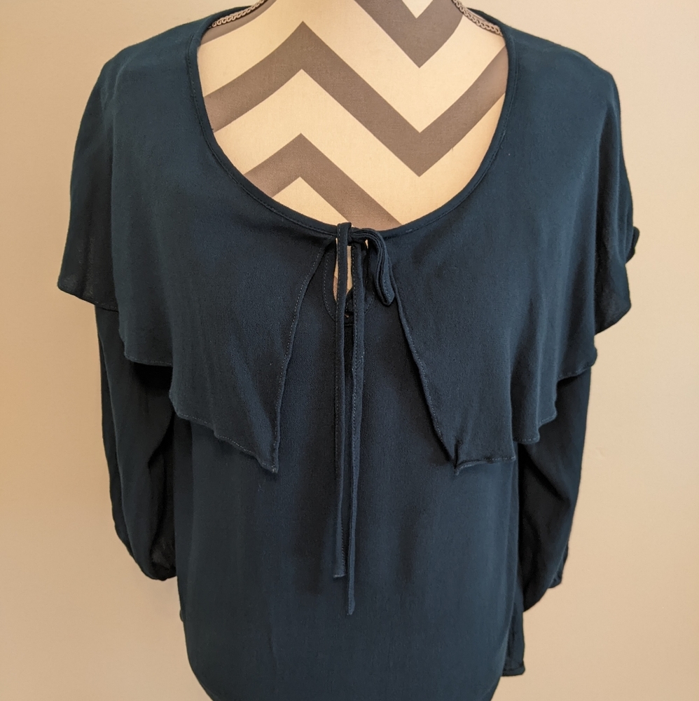 Wide Collared Top